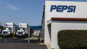 Pepsi отзовет партию напитков из-за металлических деталей в бутылках